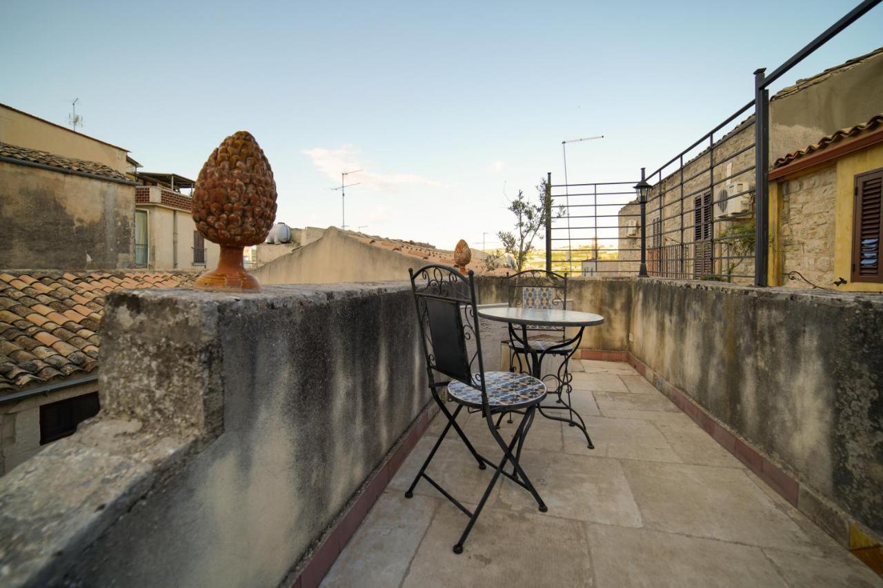 Historic Modica Villa ภายนอก รูปภาพ